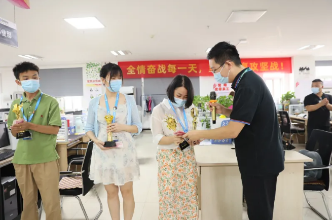 激情時刻！榮耀時刻！